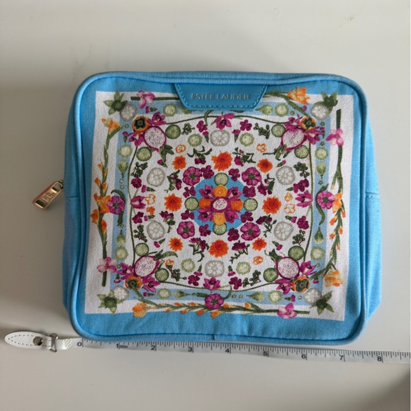 New Estée Lauder Floral Makeup Bag Blue - Picture 7 of 8